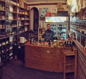Ninkasi_beer_shop_counter